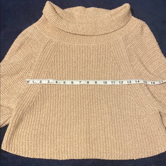 Cozy Beige Women's Sweater - Picture 6 of 8